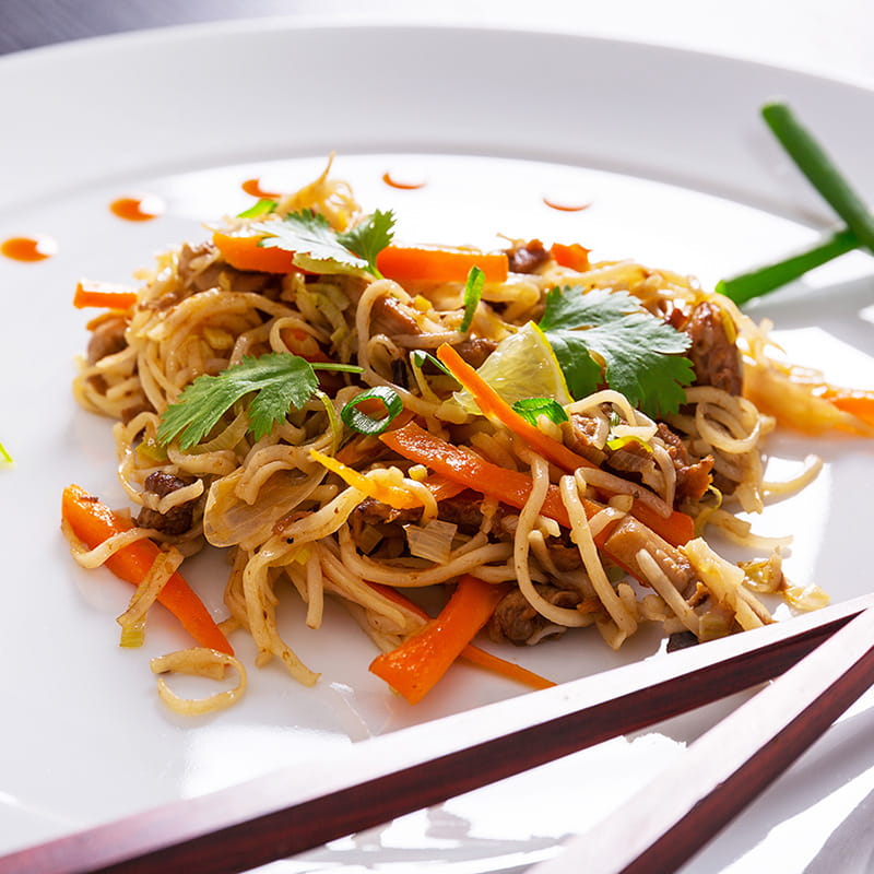 Gebratene_Nudeln_mit_Grunkohl_800