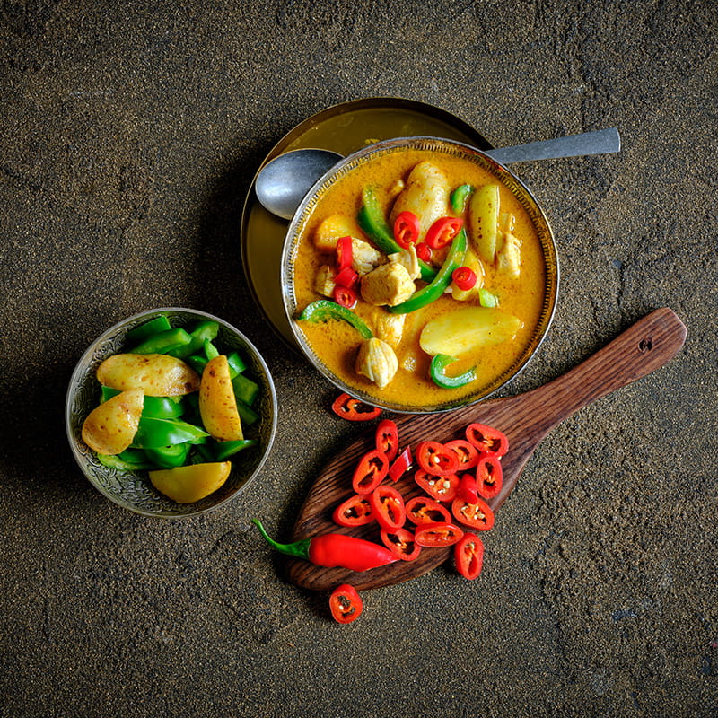 Gelbes Curry mit Poulet