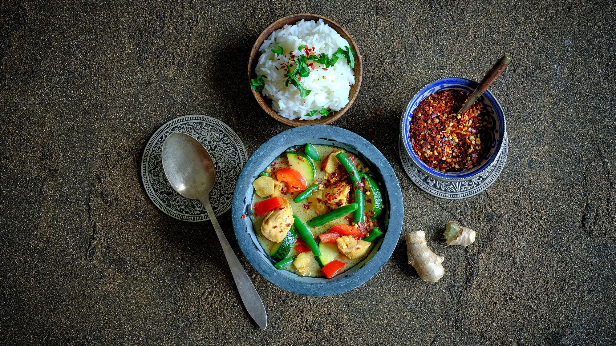 Grünes Curry mit Poulet