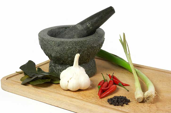 Mortar_with_fresh ingredients_small